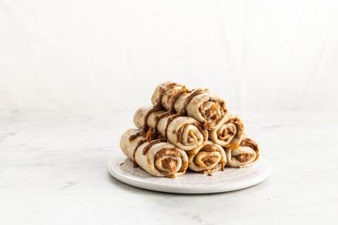 Biscoff Crunchy Rolls